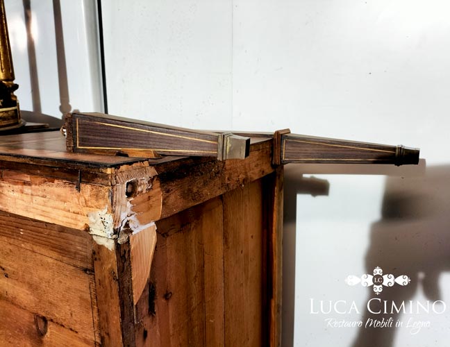 Restauro Cassettone Antico Luigi Xvi Genova Gallery 02