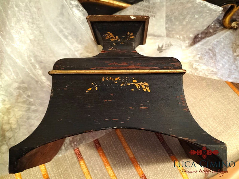 Restauro Genova La Cassa Di Un Orologio A Parete Base 10