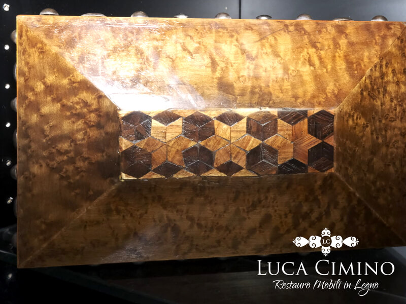 Restauro Oggetti Antichi In Legno Genova La Magic Box Restaurata 02