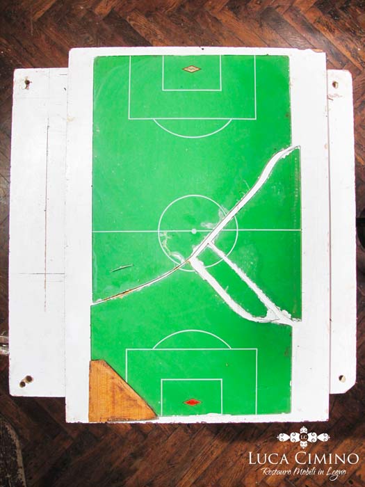 Restauro Oggetto Vintage Calcio Balilla 01