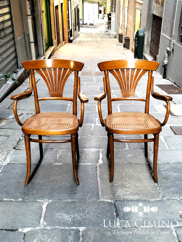Restauro Poltrona Thonet Genova 03