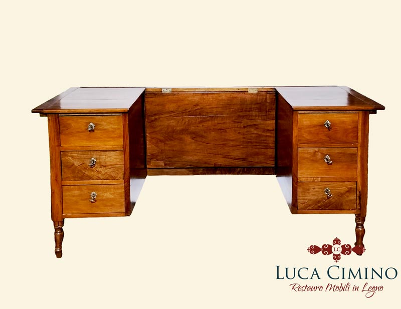 Restauro Scrivania Noce Genova 04
