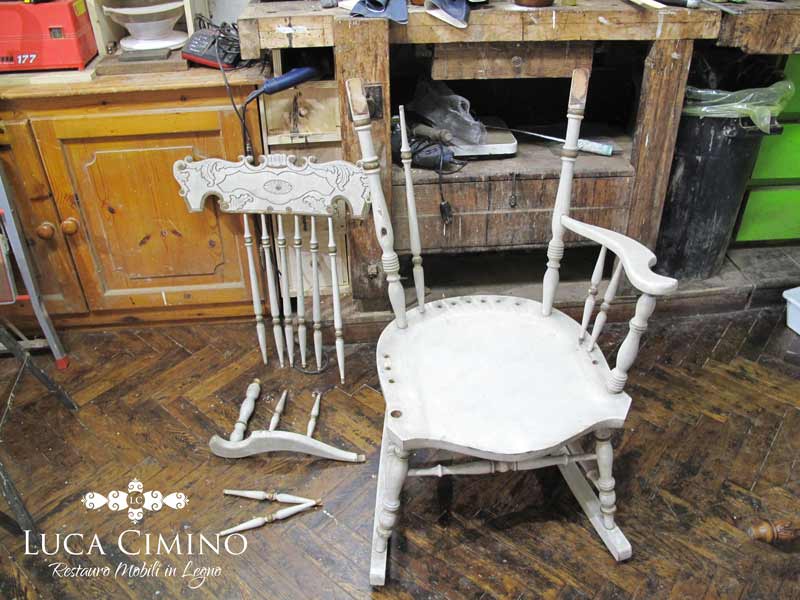 Restauro Sedia Dondolo Classica 01