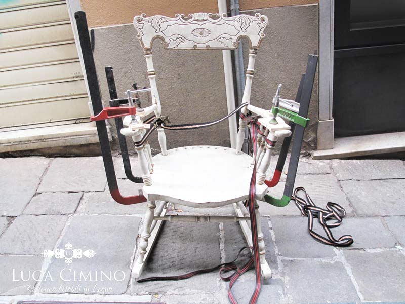 Restauro Sedia Dondolo Classica 03