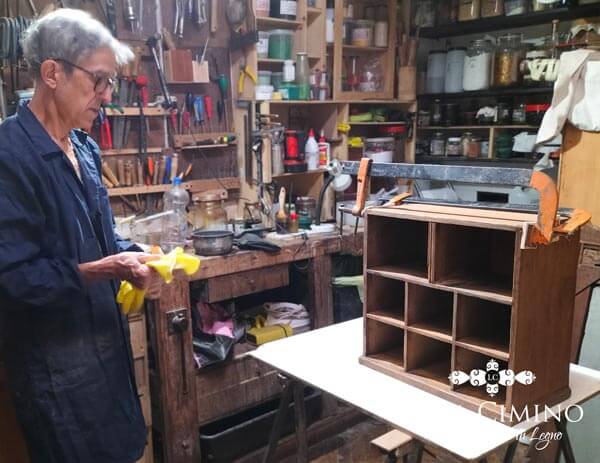 Stipo Antico In Rovere Genova Corso Di Restauro Emilio Restauro A Cura Di Emilio Per Lo Stipo Antico In Rovere Genova Fianco Ricostruito