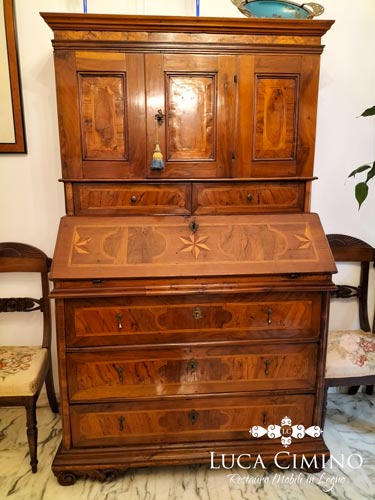 Valutazione di mobili antichi Genova