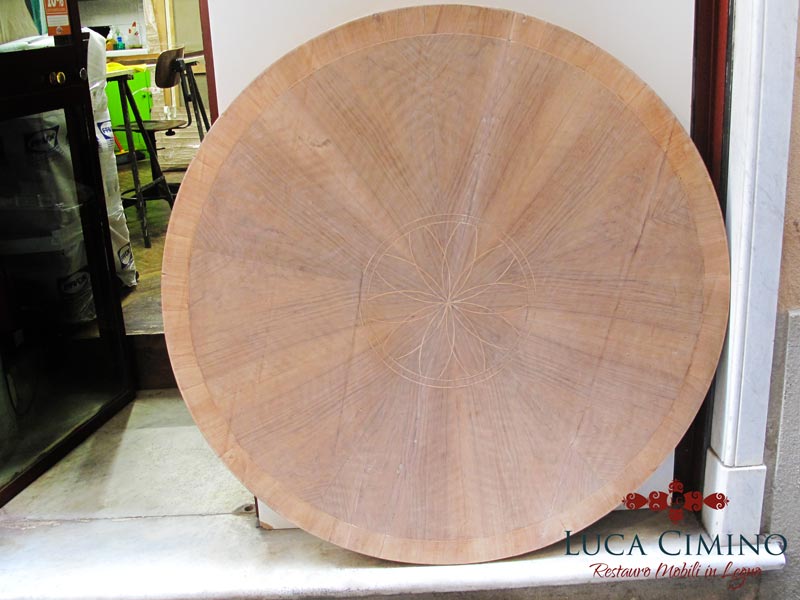 Lucidatura Tavolo Stile Impero 04