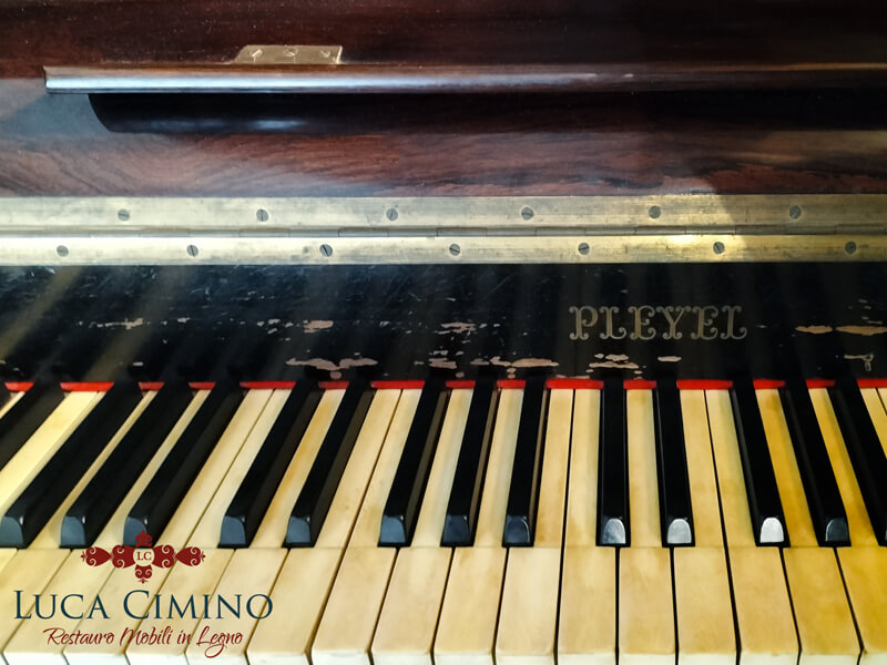 Restauro Pianoforte Verticale Genova: Storia del Pleyel
