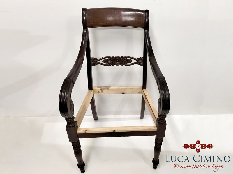 Restauro Poltrona Antica Genova In Stile Carlo X 06