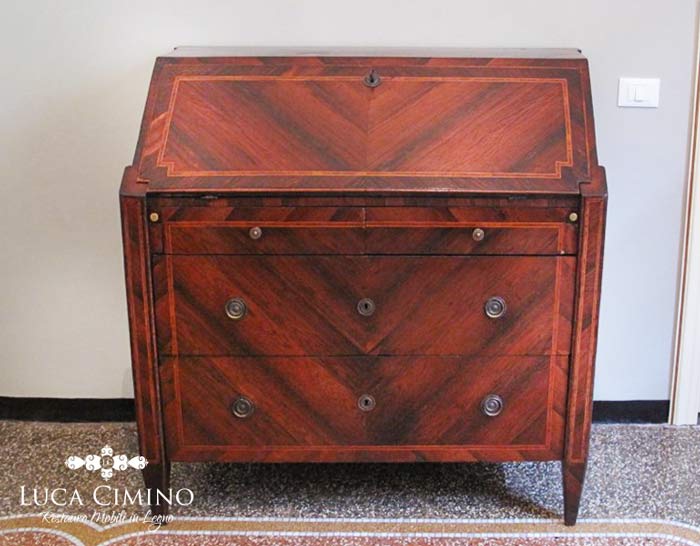 Restauro di ribalta Luigi XVI Restauro di ribalta Luigi XVI