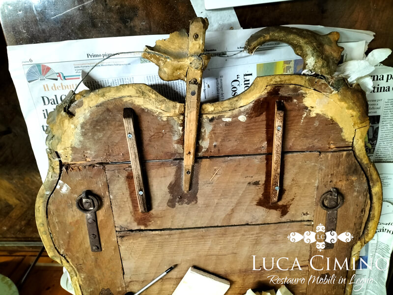 Restauro Specchiera Antica Dorata In Stile Luigi Xv 02