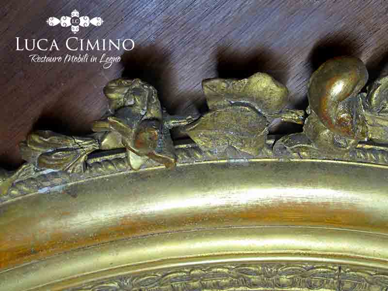 Restauro di una specchiera antica in stile Napoleone III Restauro di una specchiera antica in stile Napoleone III