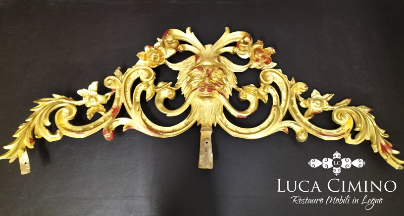 Specchiera Dorata Del Settecento Restaurata Con Grande Impegno 10