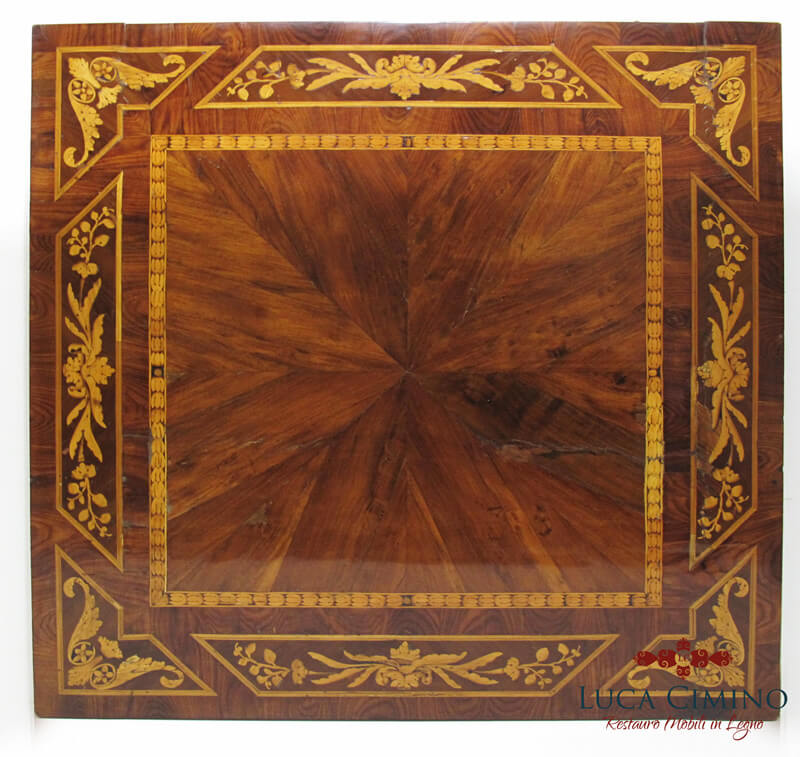 Restauro Tavolo Antico Stile Luigi Xvi Con Piano Lastronato 04