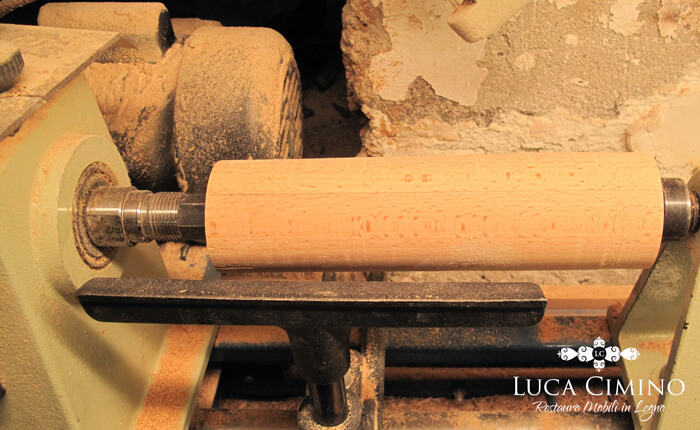 Ricostruzione Parte Mancante Di Un Tavolino In Legno 02