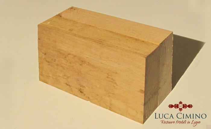 Ricostruzione Parte Mancante Di Un Tavolino In Legno 03