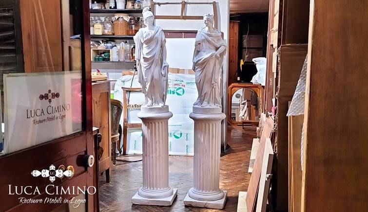 Interventi di Restauro Conservativo a Genova su Due Statue in Gesso