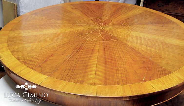 Come Conservare Mobili Antichi Lucidi - Tavolo stile Impero