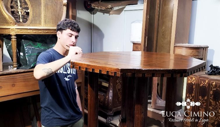 Laboratori di Restauro Genova: le Esperienze dei Giovani Tirocinanti