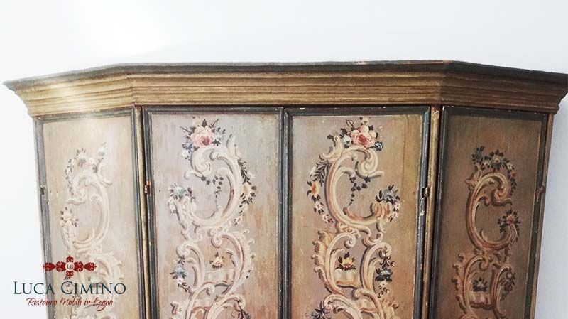 Restauro di oggetti laccati antichi a Genova