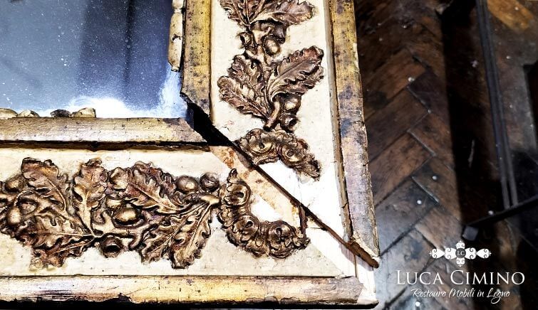 Restauro Specchiera Antica Genova: Tutta Colpa di un Chiodo